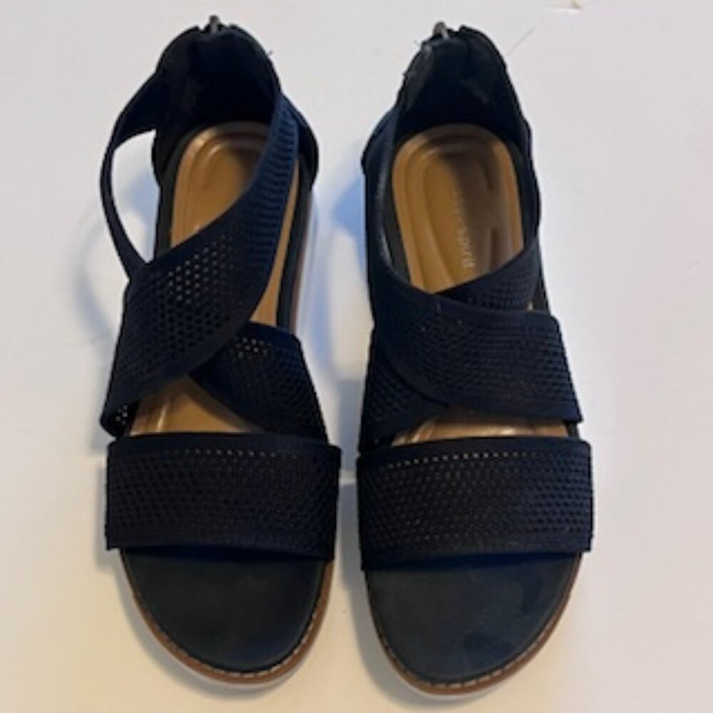 Easy Spirit Women's Wander Lightweight Strappy Sandals  Size 6.5